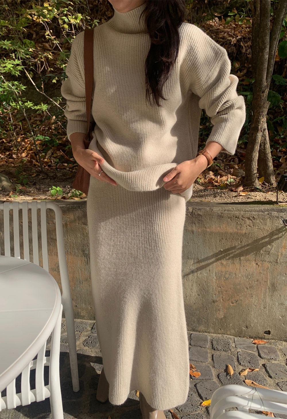 유어메모 로렛 폴라 니트 셋업