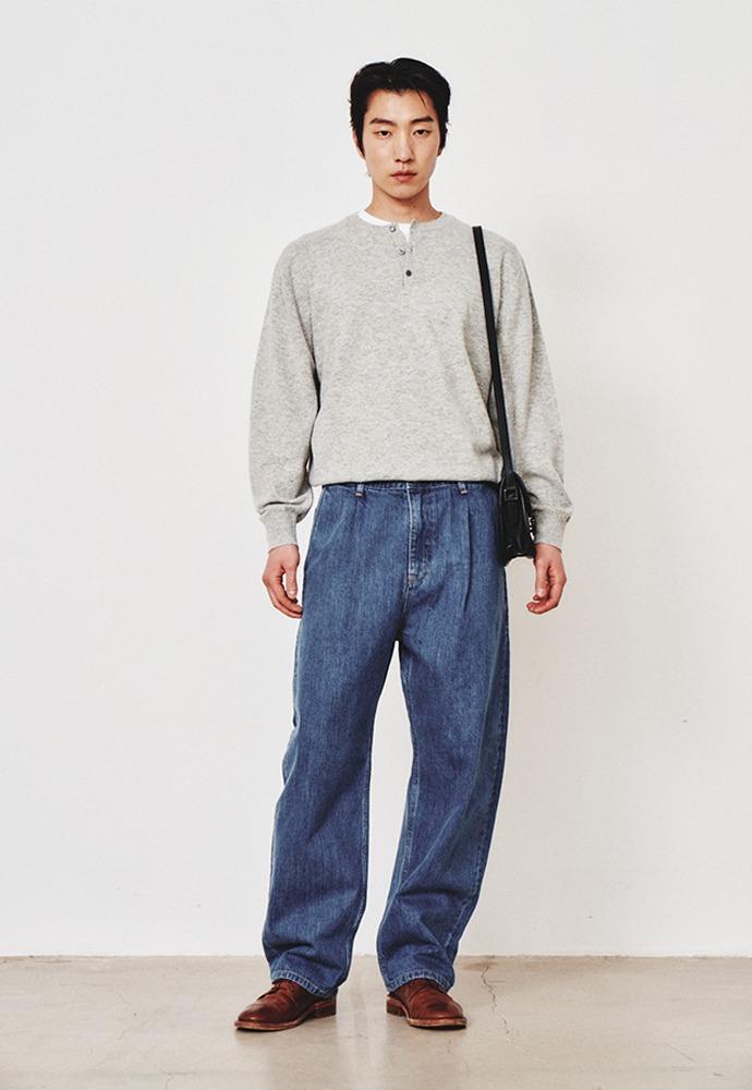 Henley Sweater_Cloud