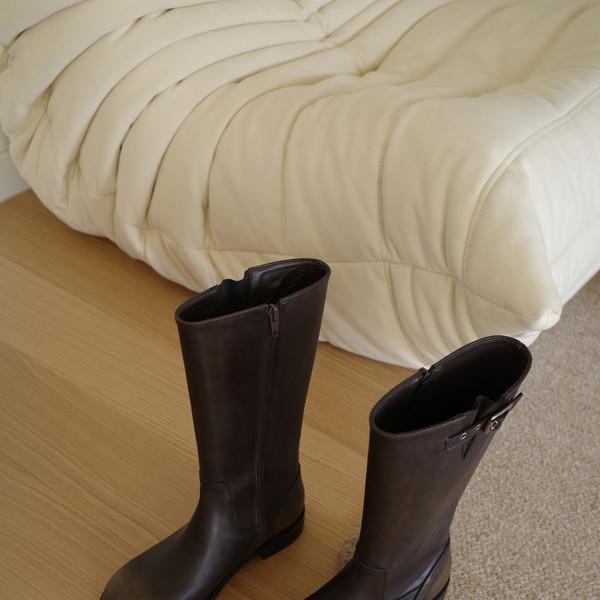 Vintage buckle boots