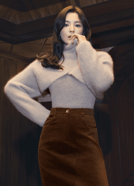 [시즌오프]랩 포인트 크롭 니트 탑