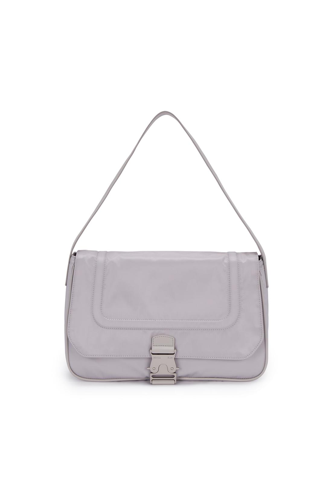 BUCKLE BAG IN LIGHT GREY