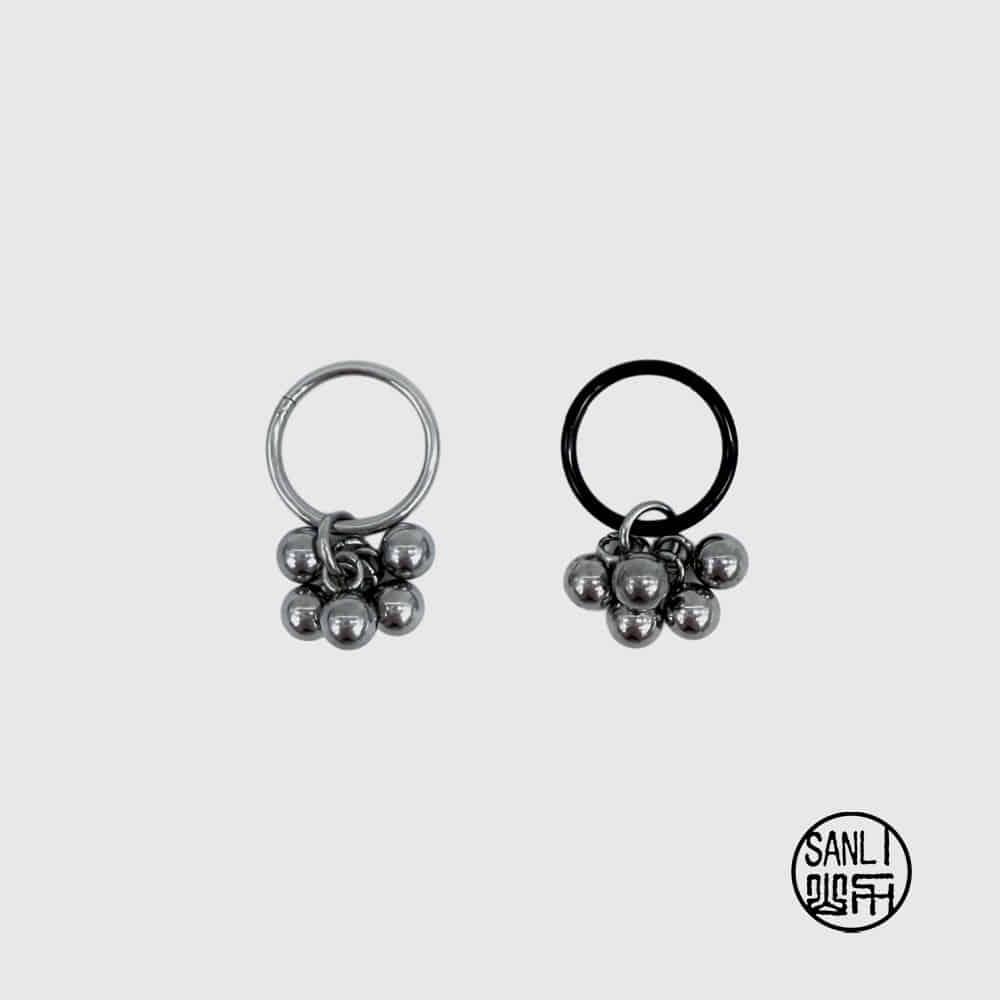 Berry earring (2 color)