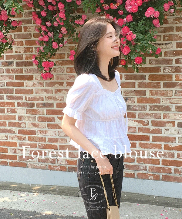 [여리무드🌿] 단독제작) 포레스트 코튼 레이스 크롭 플레어 블라우스 - 2color