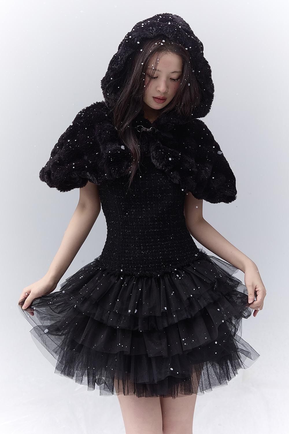 [Exclusive] SNOW FAUX FUR HOOD CAPE_TT5W007BK