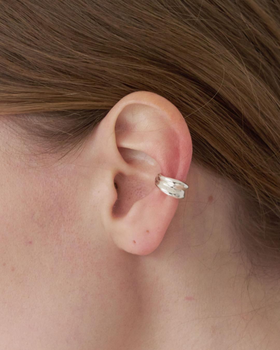 PEBBLE EARCUFF 03