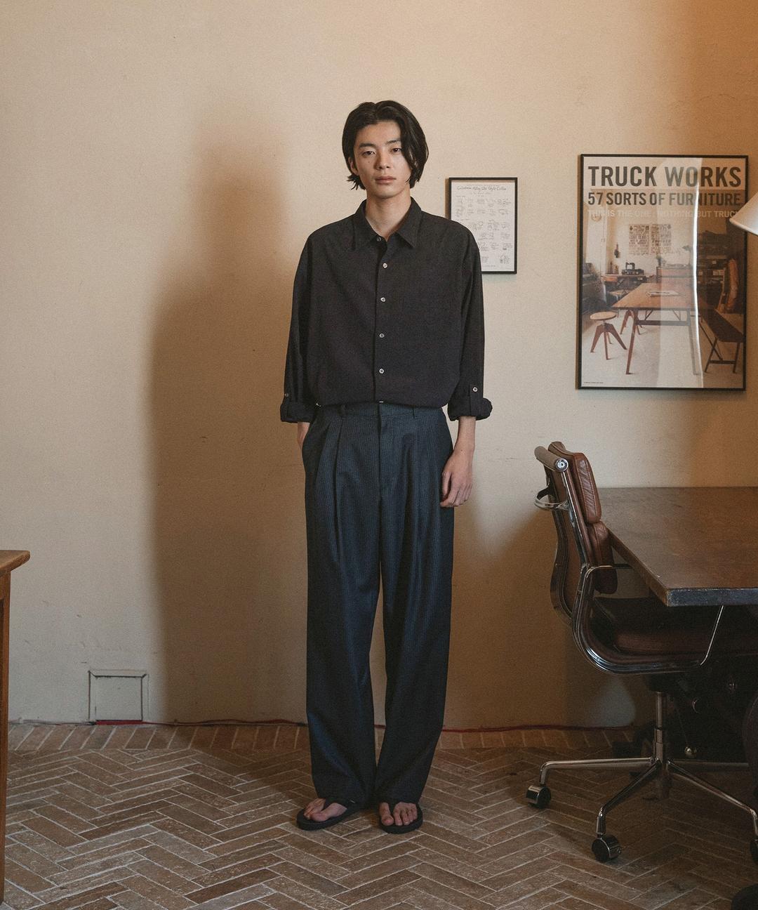 Narrow Stripe Tapered Slacks (Heather Charcoal)