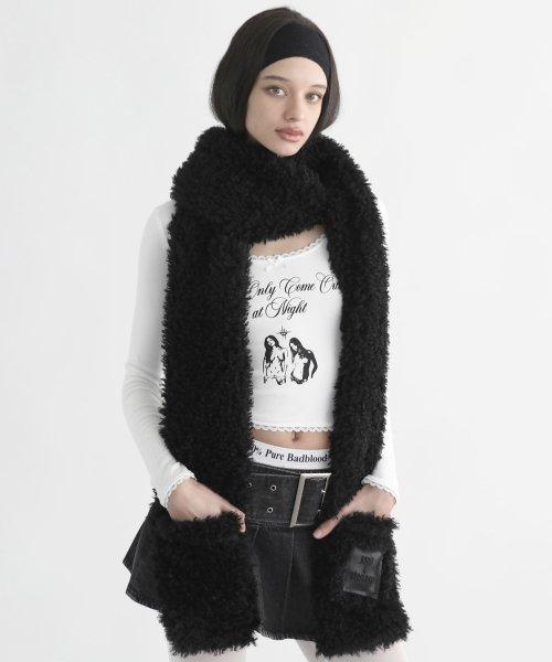 Born 에코퍼 포켓 머플러 - 블랙