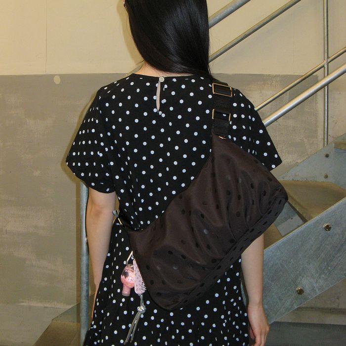 HALF MOON SHOULDER BAG DOT BLACK