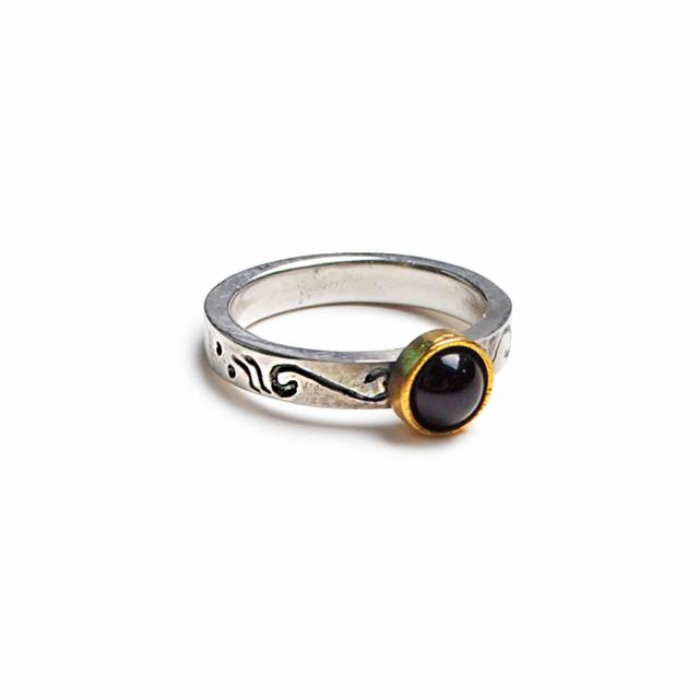 Round Gemstone Ring -  Onyx (Thin ver.)