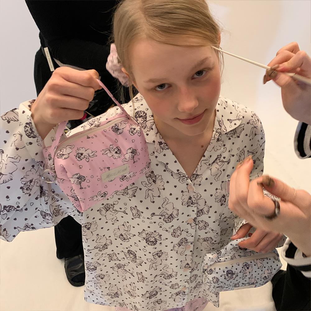 Angel Cat Puff hand pouch bag (핸드파우치백) 2type