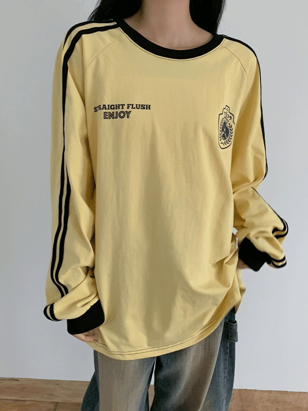 [옐로우/당일배송] 플러티 트랙 레터링 오버핏 긴팔 티셔츠