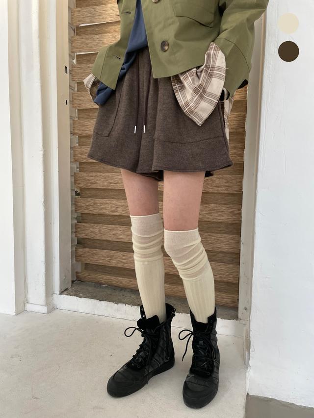 flare knit half-pants (brown/cream)