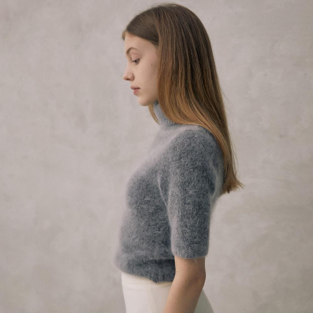 [LINI] MOHAIR TURTLENECK KNIT [리니] 모헤어 터틀넥 니트