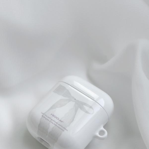 lace airpods case.