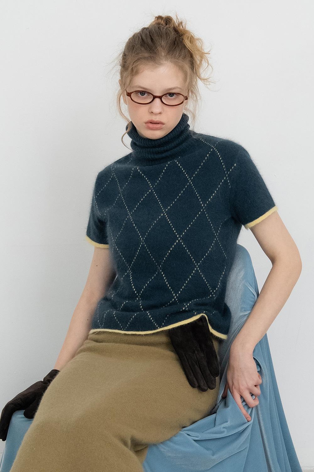 Argyle turtleneck half knit_blue