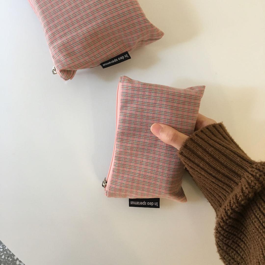 빈티지 핑크 파우치(Vintage pink pouch)