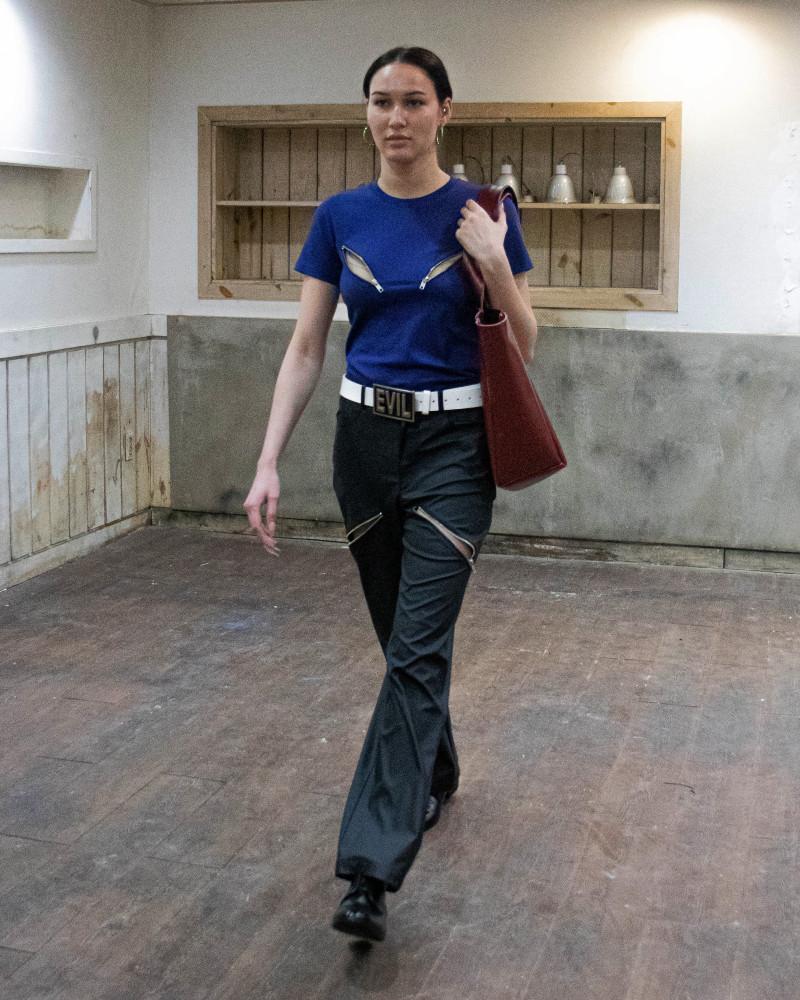 모자이크 소사이어티 Sad zip latex pants matte black