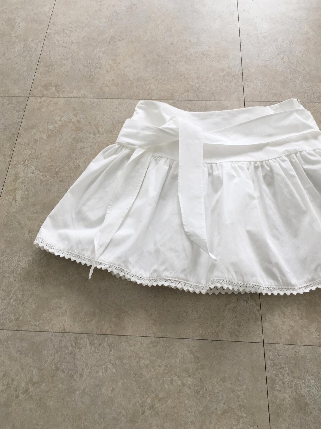 노비야카 Cherry tie mini skirt (Ivory, black)