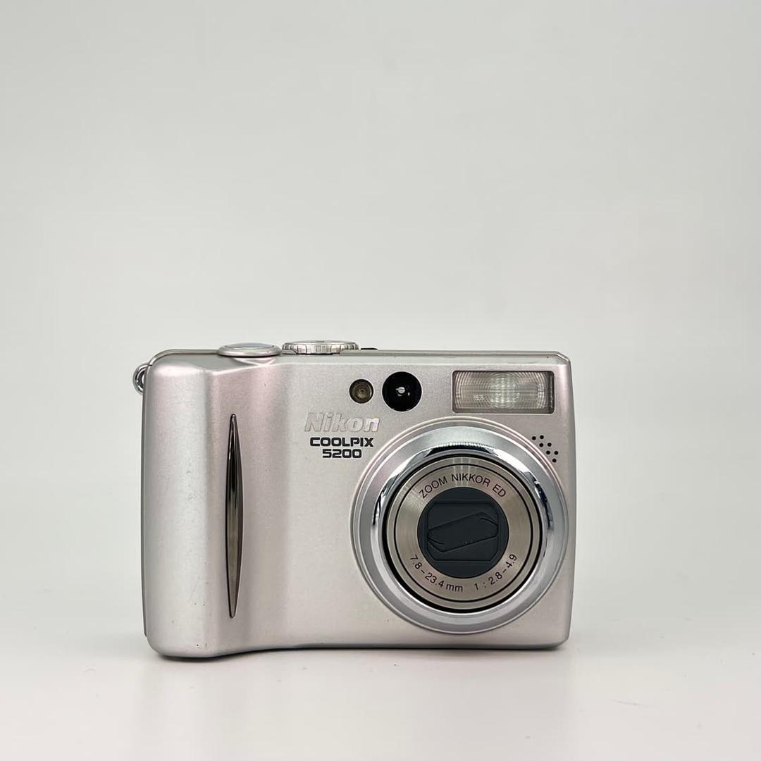 니콘 쿨픽스 Nikon Coolpix 5200 실버 | 후루츠패밀리