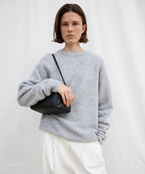 Pleats-Back Wool Round Knit - Melange grey