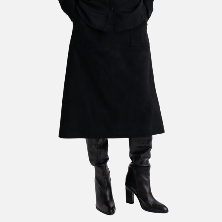 Black Suede Skirt (Black)