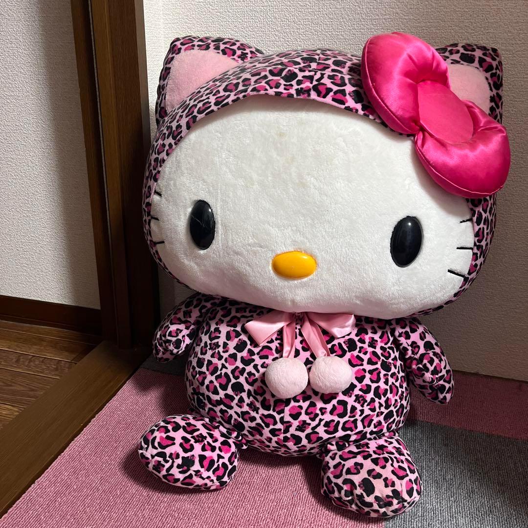 ハローキティ ヒョウ柄 ぬいぐるみ