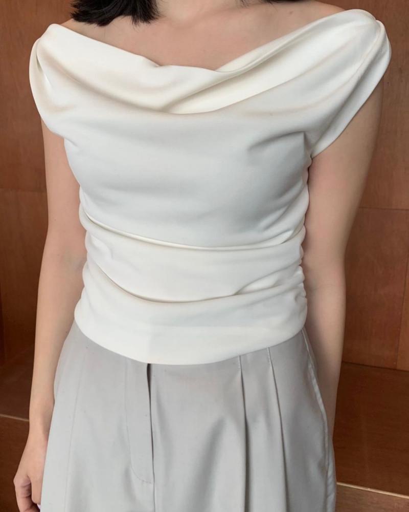 햅번 드레이프 셔링 오프숄더 하객룩 블라우스 (2color)