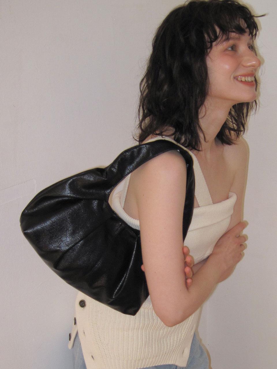 WIFFLE BAG [CRACK BLACK]