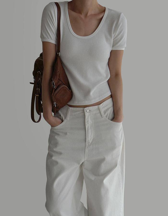 라룸 [by LAROOM｜오늘출발] 멜로투웨이티셔츠