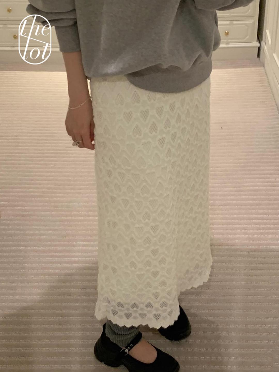 더롯 (당일) [pyt] 프리티영띵 하트 레이스 롱 스커트 (2color) 기모/밴딩/XL착용가능/치마/레이어드/하객룩/데이트룩/출근룩