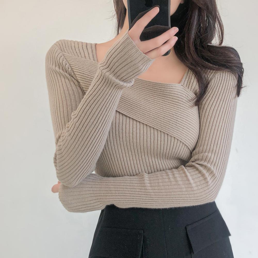 [재구매400건이상] 샌디드 스퀘어넥 사선 랩 골지 니트