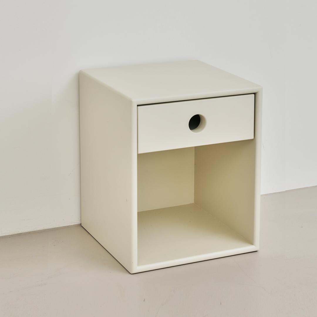 Round Side Table