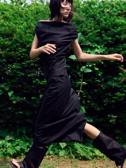 [단독][SET]DRAPE SHIRRING OFF SHOULDER BLOUSE + LEAN TAILORED LINEN BLEND MAXI SKIRT, BLACK