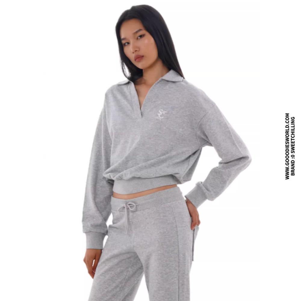 SWEETCHILLING 스위트칠링 티셔츠 스프링 카라넥 자수 로고 스웨트셔츠