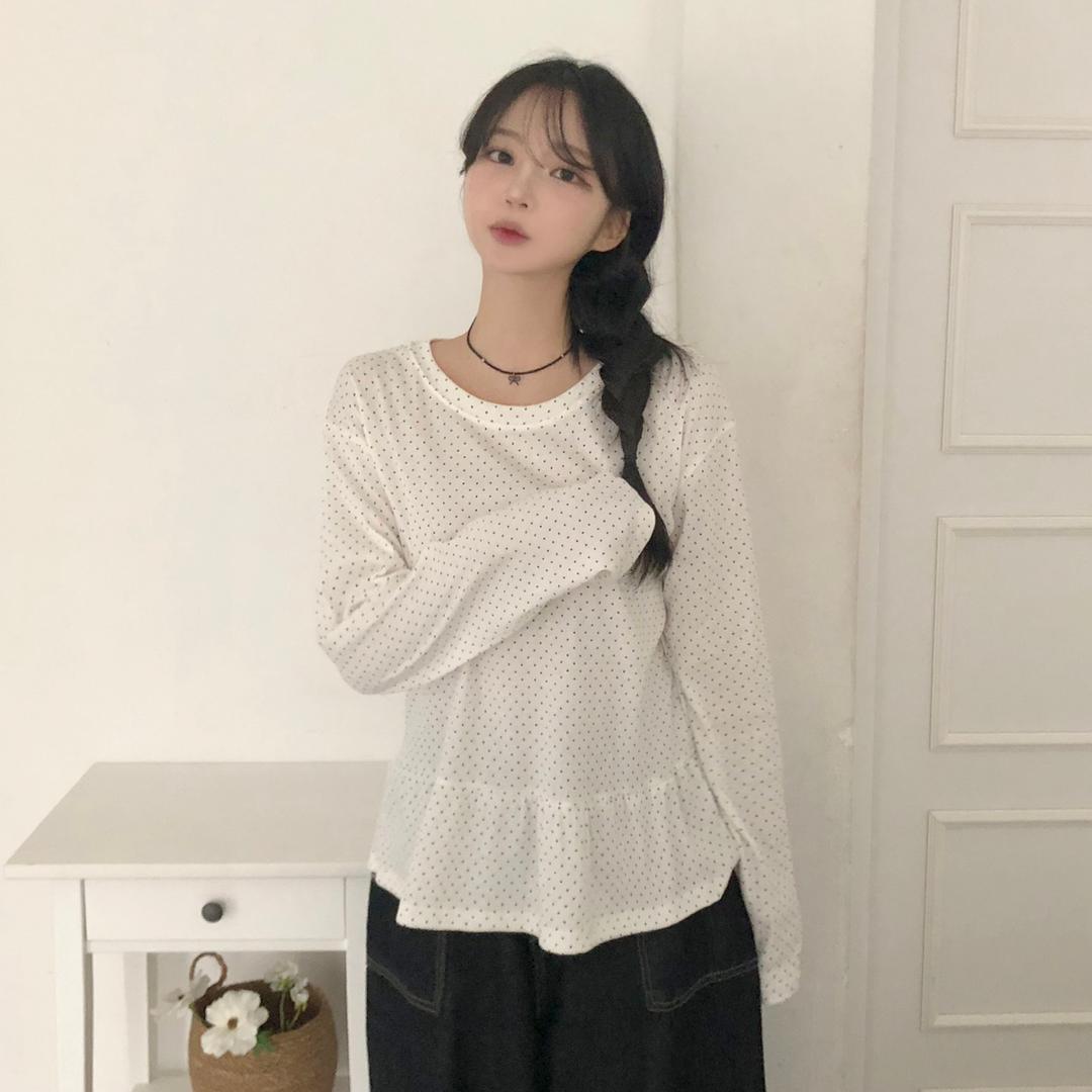 더멋 [레이어드템]도트 땡땡이 프릴 캉캉 레이어드 라운드넥 긴팔티