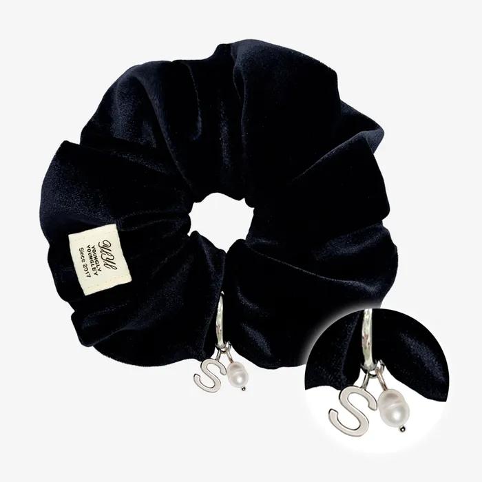 [이니셜 2개 선택/선물포장] Anniversary initial scrunchie, BLACK