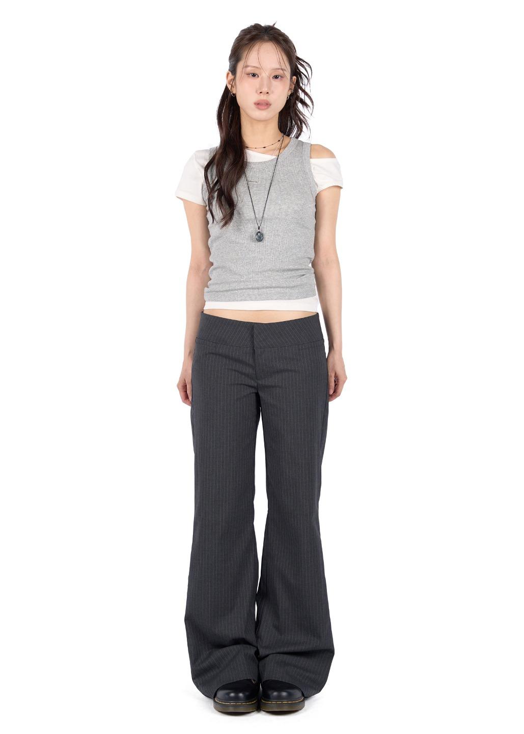 릿킴 PIN FLARE SLACKS