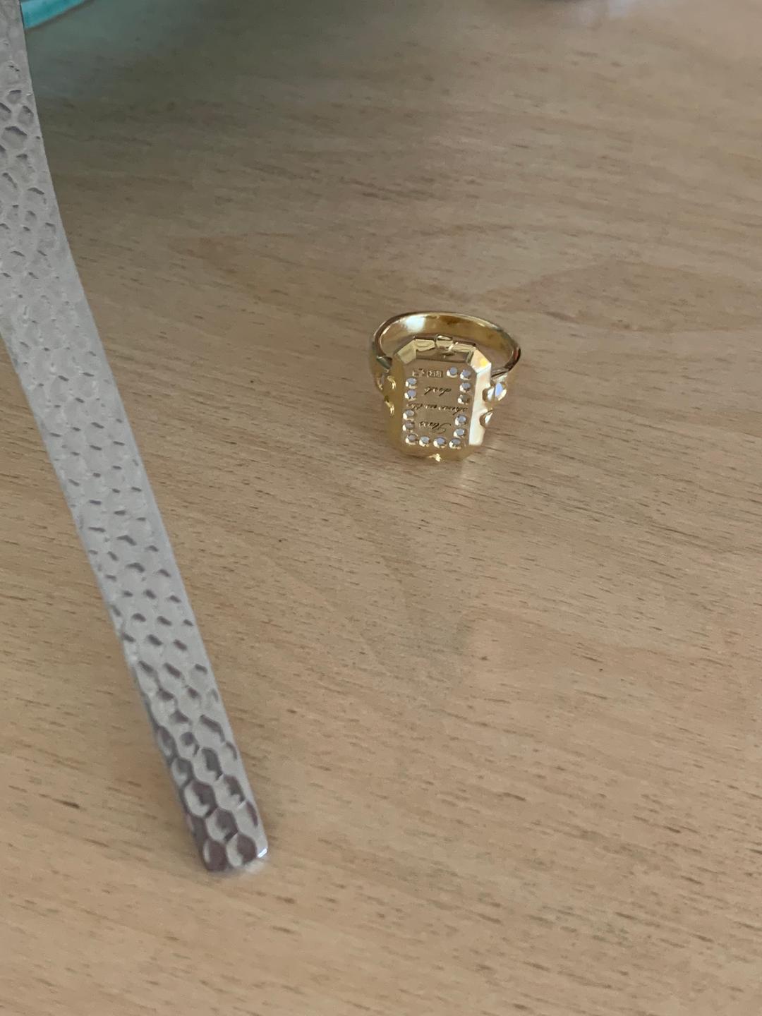 Dark Signet Ring_cubic