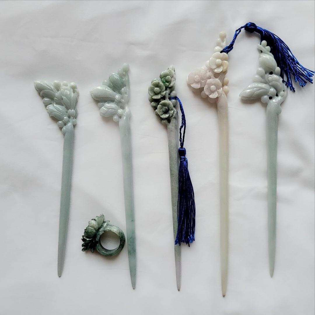 A Jade Jade Jade Flower Sculpture Jade Girl