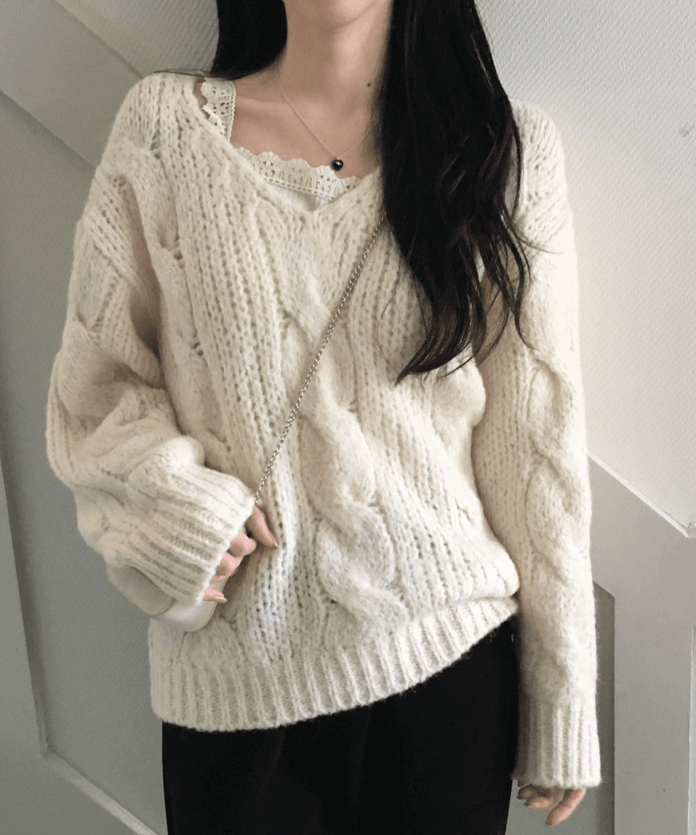 아모로소 로망 꽈배기 울 알파카 브이넥 루즈 니트 (7color)