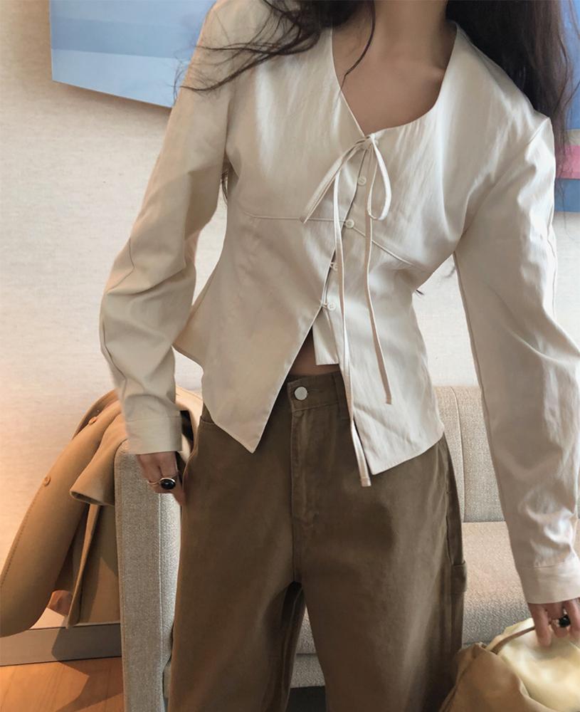 [NEW! 화요일밤12시까지5%♥] Gavina Blouse (2colors)