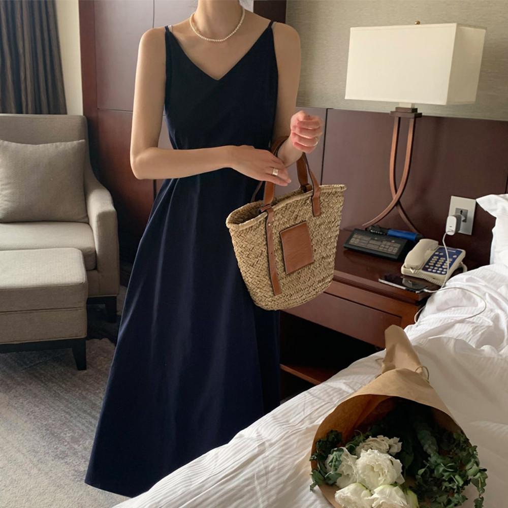 케이크 고급 끈나시 브이넥 루즈핏 허리끈 벨트 민소매 청순 a라인 플레어 하객 롱원피스