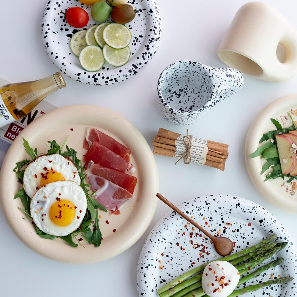 브런치접시 파스타 스테이크 그릇 뭉툭 이쁜그릇 카페머그컵