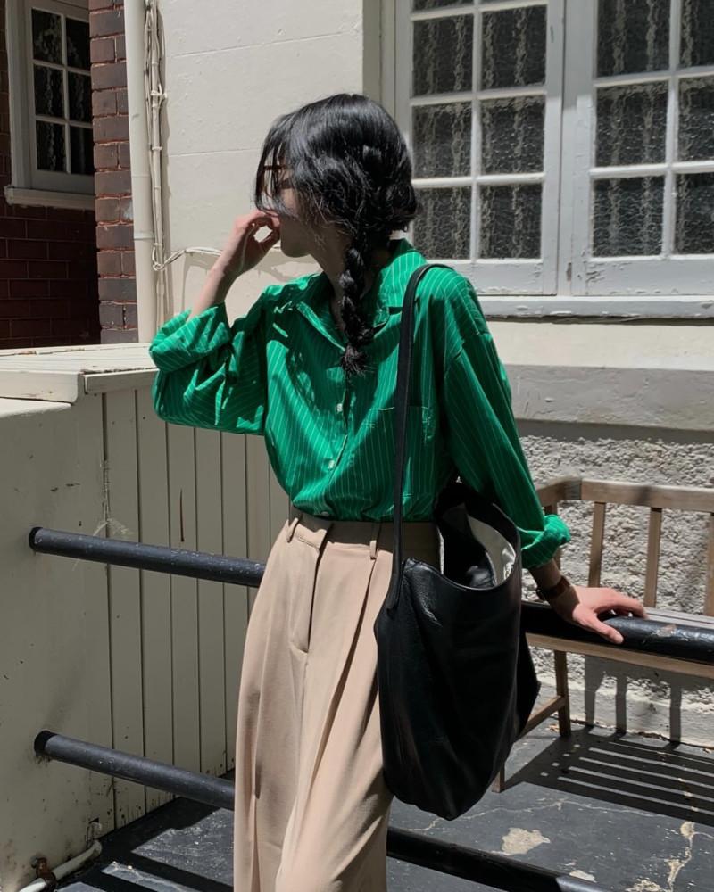 24SS 오버테이크 세이지 스트라이프 셔츠 코튼 오버핏 긴팔 카라 남방 NB  / 달리언니