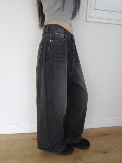 이즈이즈 vog Black Denim Pants