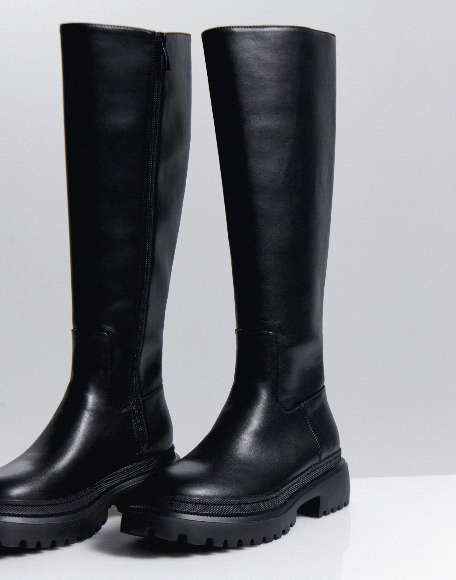 [엠버] 블랙 플랫폼 롱부츠