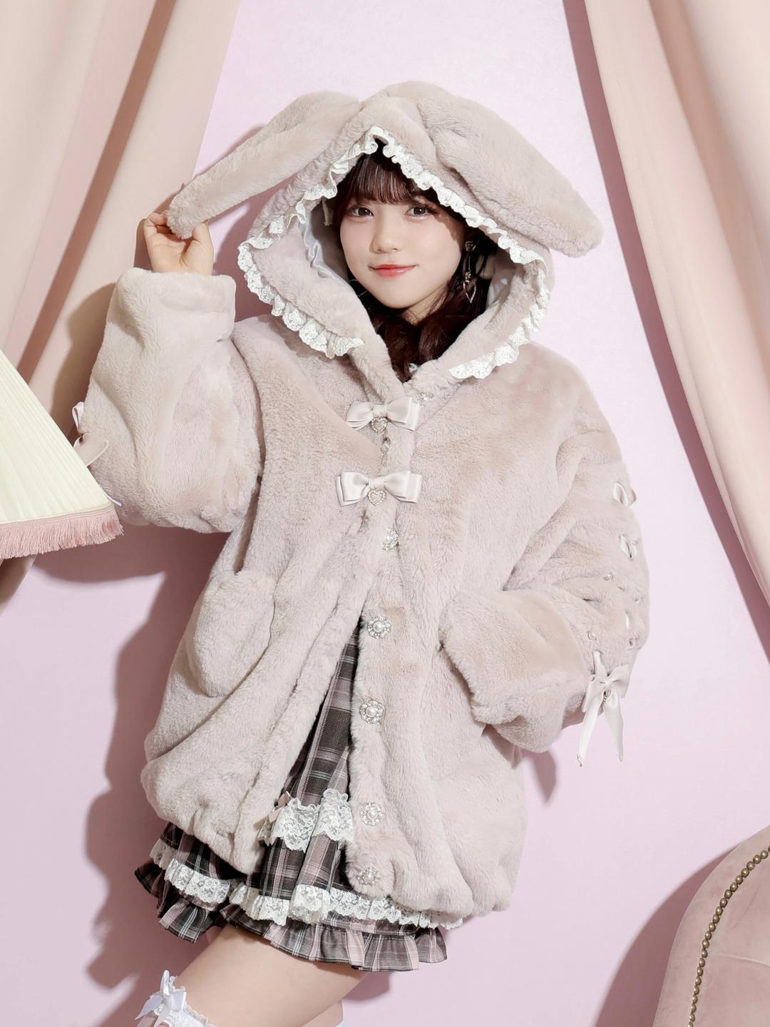 うさ耳ポケットハート袖スピンドルファーブルゾン