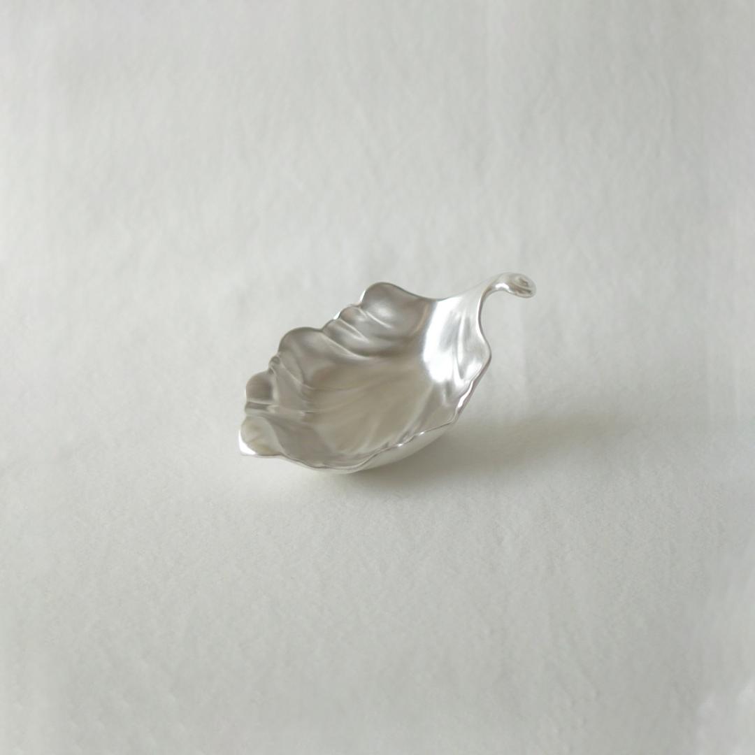 Zephyros silver petal (S)