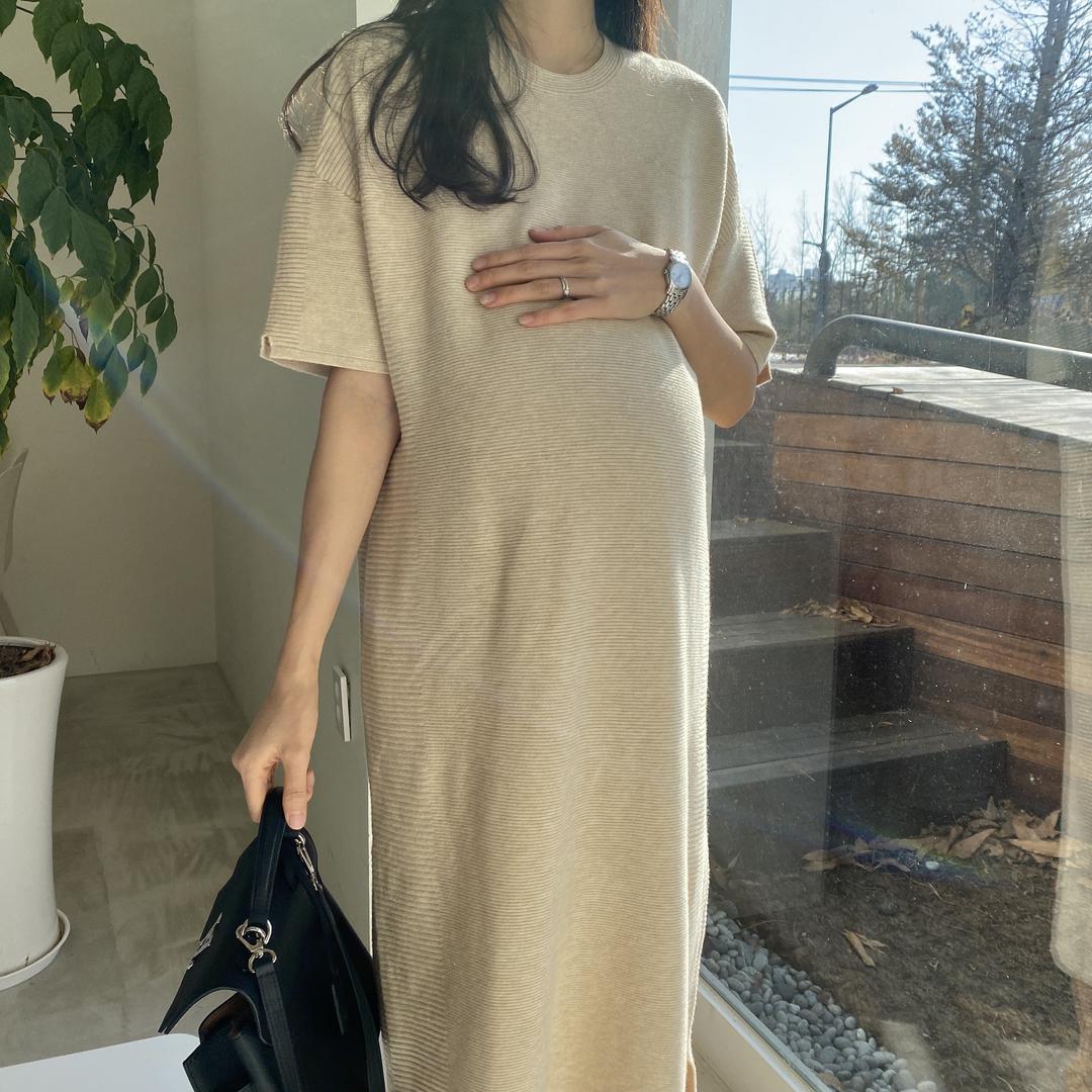 루즈핏추천) 소프트 라인 기본 반팔 모던 임산부 임부복 만삭 원피스