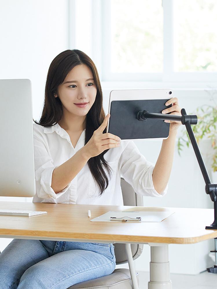 지니비 패드바이미 마그네틱 아이패드 거치대 책상 클램프형 아이패드 프로 12.9인치